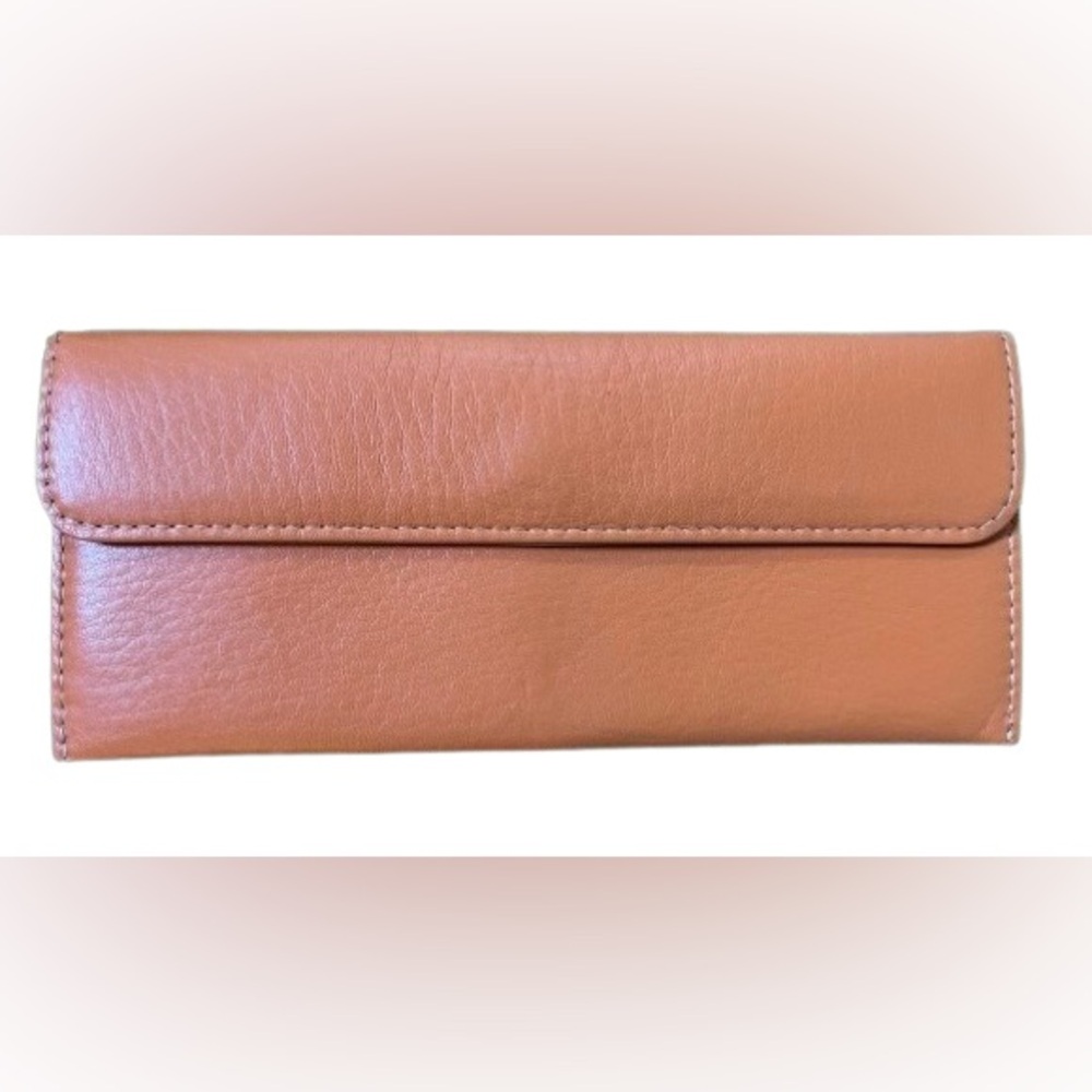 NWOT Cypris leather wallet handcrafted by Japanese artisans